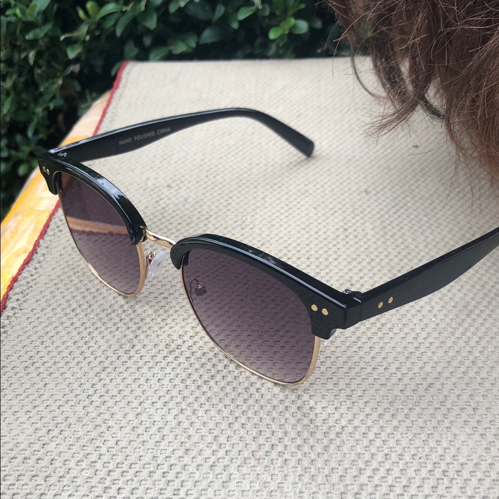 Black and Gold Women's 090-01-8756 Clubmaster Sunglasses